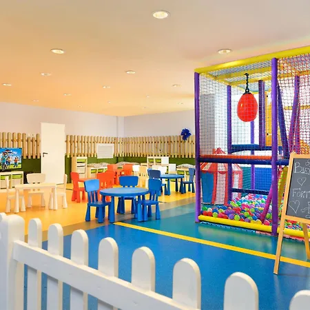 Fuerte Conil-resort Hotell 4*